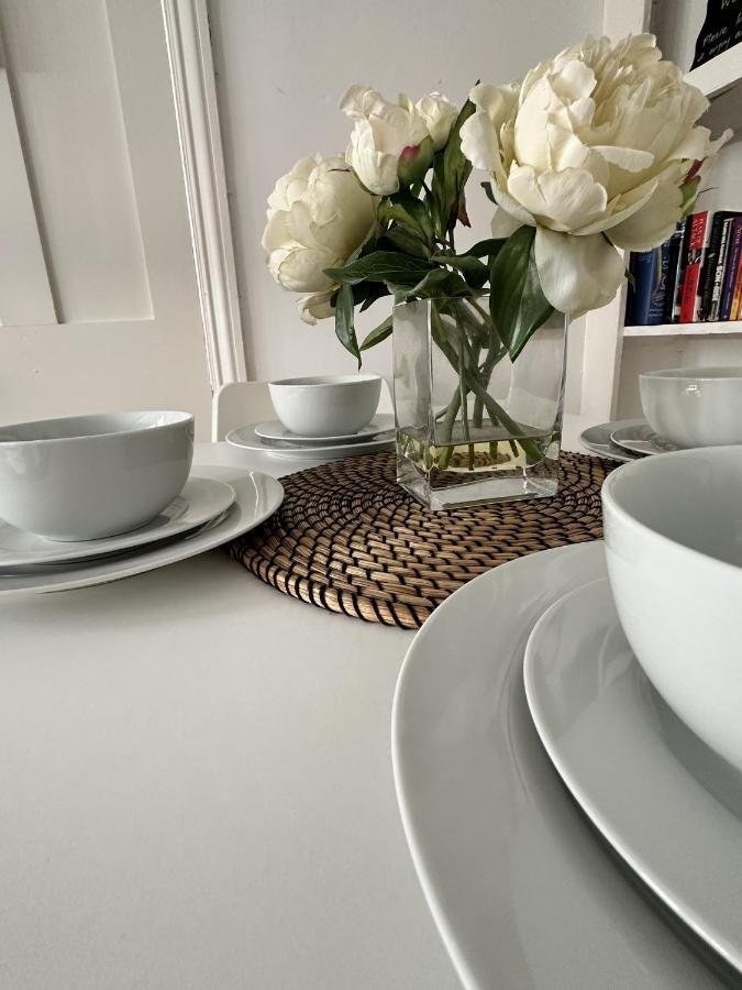 Amazing Apartment, Private Garden, Off Street Parking Okręg wyborczy Hove Zewnętrze zdjęcie
